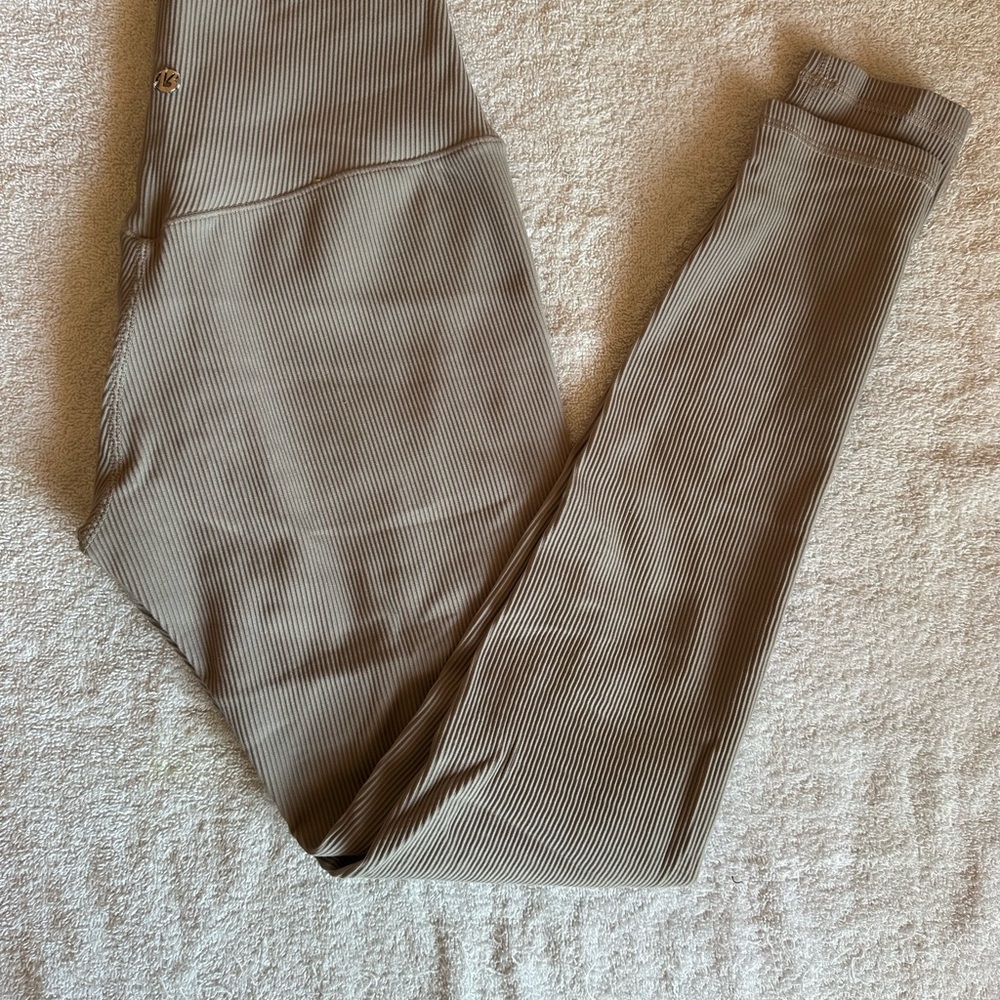BuffBunny Ribbed Beige Leggings